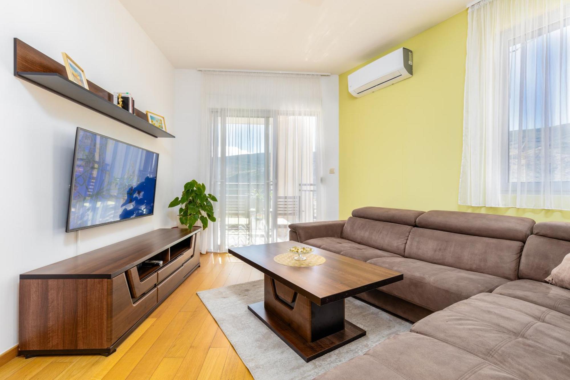 Apart Hotel M S Katunjanin แฮร์เซ็ก-โนวี ภายนอก รูปภาพ
