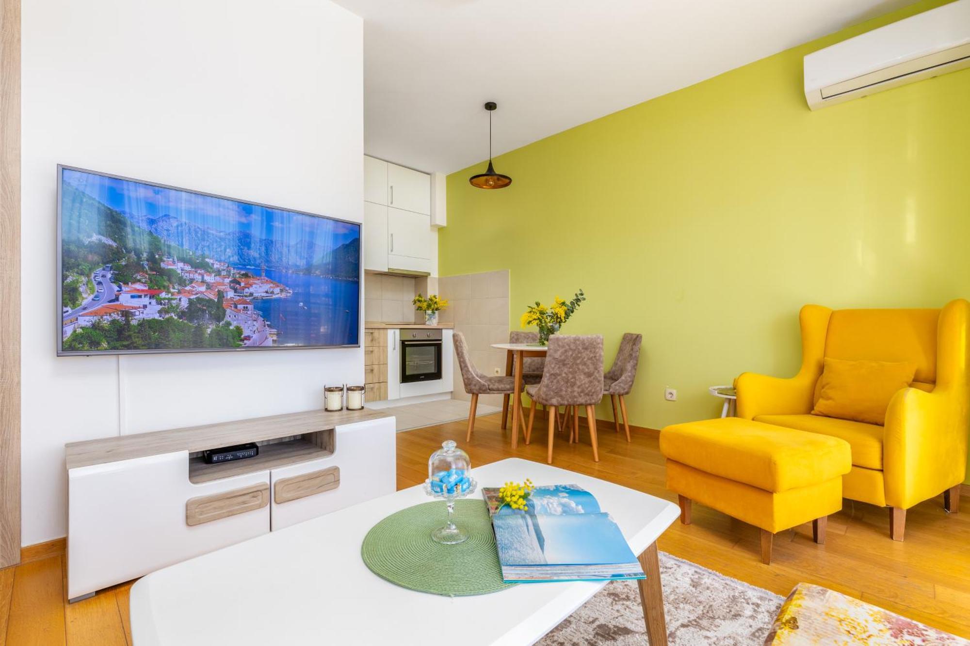 Apart Hotel M S Katunjanin แฮร์เซ็ก-โนวี ภายนอก รูปภาพ