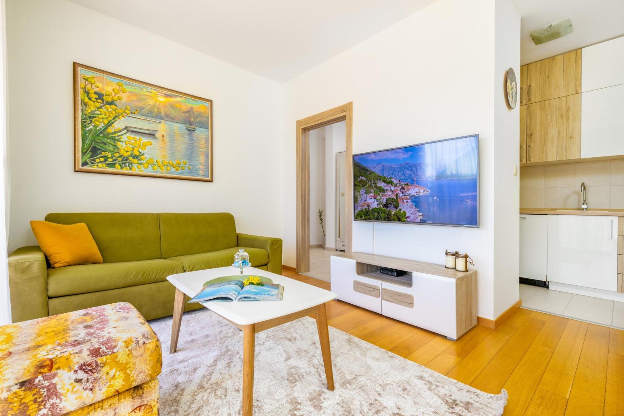 Apart Hotel M S Katunjanin แฮร์เซ็ก-โนวี ภายนอก รูปภาพ
